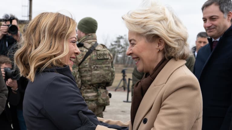 Italian pääministeri Giorgia Meloni ja euroopan komission puheenjohtaja Ursula von der Leyen.