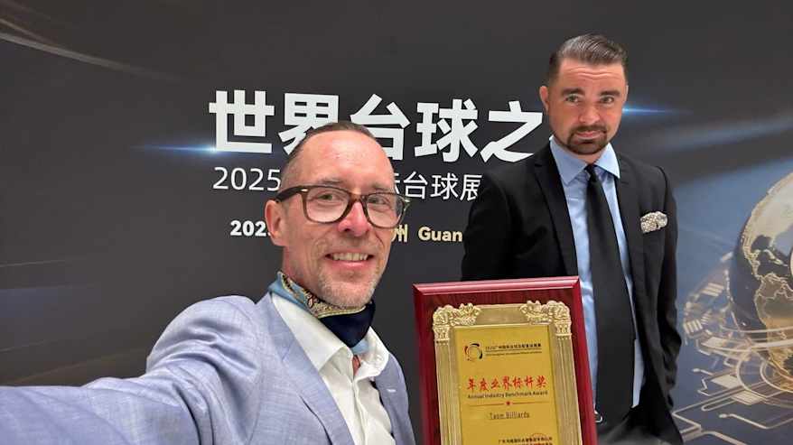 Taom palkittiin kuluvalla viikolla vuoden biljardiyrityksenä Kiinassa järjestetyillä kansainvälisillä biljardimessuilla. 