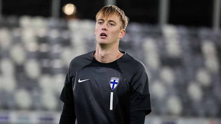 Lucas Bergström vaktar målet.