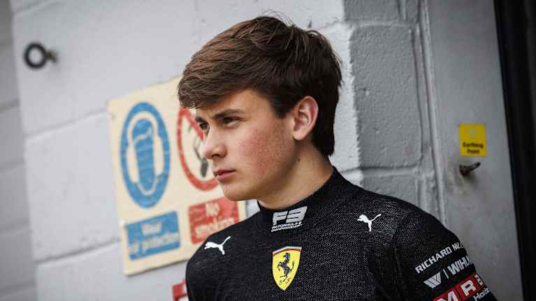 Tuukka Taposen katse.