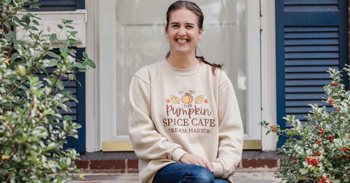 ”En olisi tässä haastattelussa, jos someyhteisöä ei olisi”, sanoo The Pumpkin Spice Café -kirjailija Laurie Gilmore | Kulttuuri