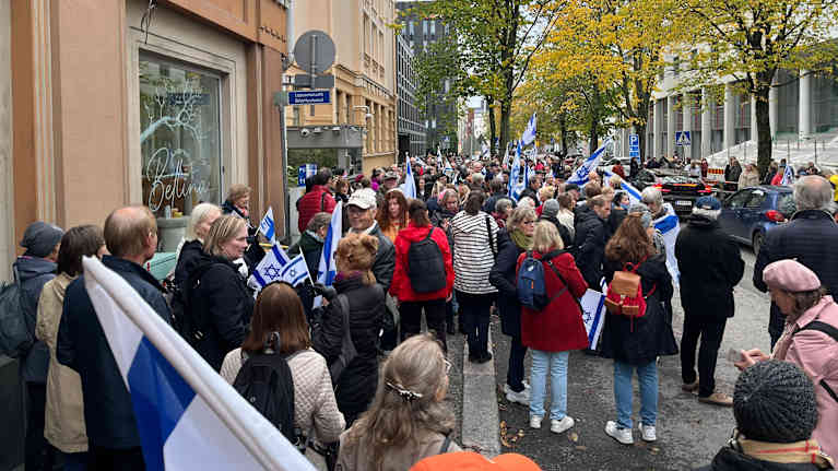 Israelia tukeva mielenosoitus Helsingissä.