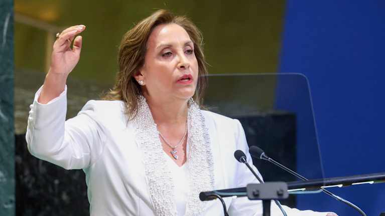 Perun presidentti Dina Boluarte puhuu Yhdistyneiden Kansakuntien yleiskokouksen (UNGA) 80. istunnon yleiskeskustelussa.