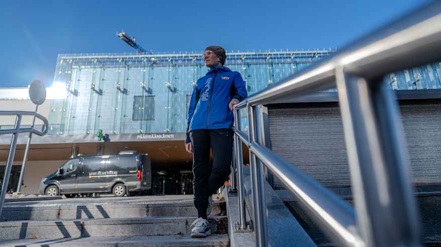 Maajoukkueampuja Noora Antikainen sairastui rintasyöpään keväällä 2025. 