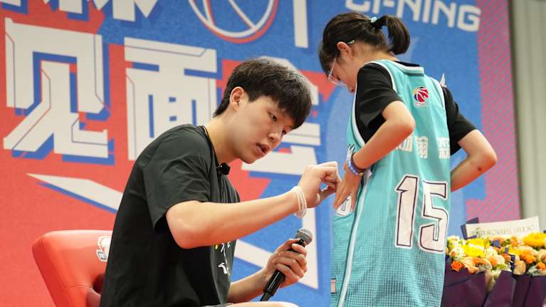 Yang Hansen on suosittu fanien keskuudessa.