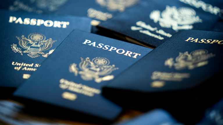 Amerikkalaisia passeja useampi kappale.