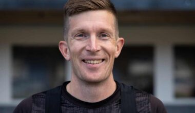 Tänään Valkeakoskella 650 000 euron jalkapallo-ottelu – päättyykö legendaarisen hyökkääjän ura karmeaan pettymykseen? | Urheilu