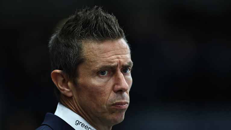 Jyrki Aho mietteliäänä.