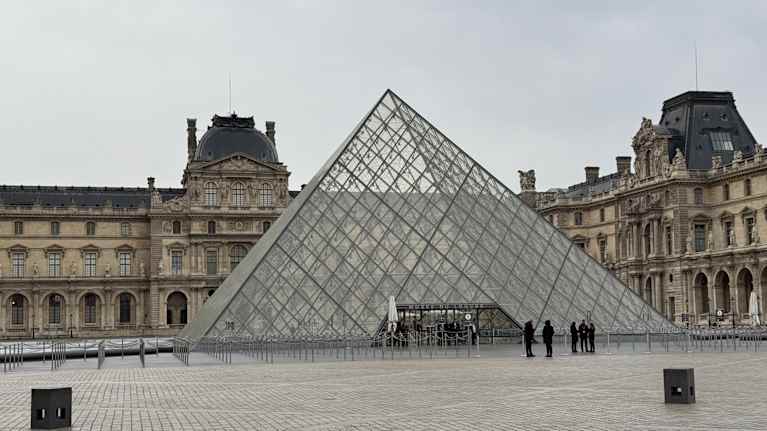 Louvren taidemuseo.