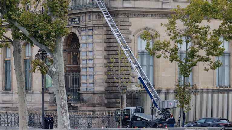 Louvren ryöstössä käytetty nostin.