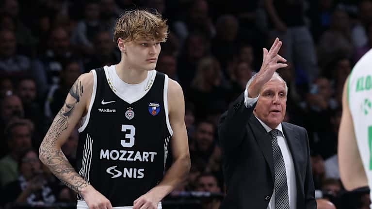 Miikka Muurinen ja Zeljko Obradovic Partizanissa.