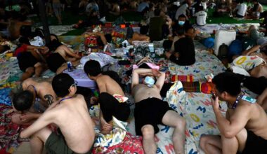 Satoja työntekijöitä pakeni huijaus­keskuksesta Myanmarissa | Uutisia lyhyesti