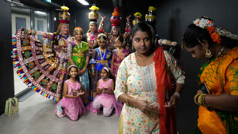 Hindujen Diwali-festivaalia Espoossa.