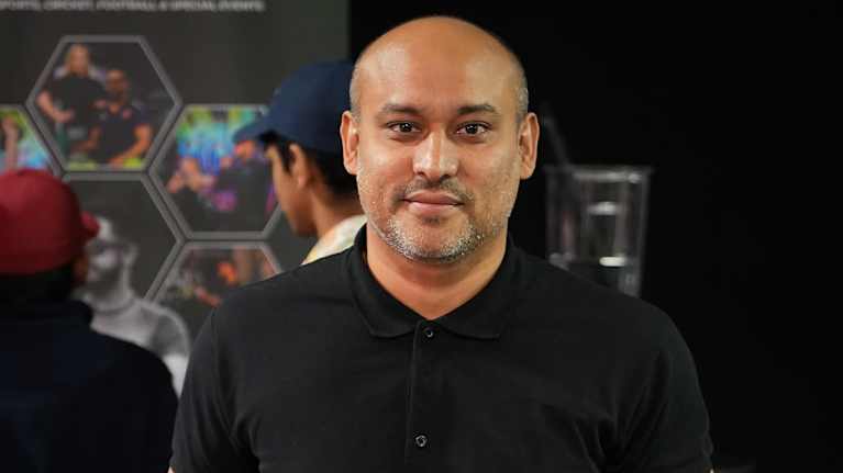 Hindujen Diwali-festivaalia Espoossa.