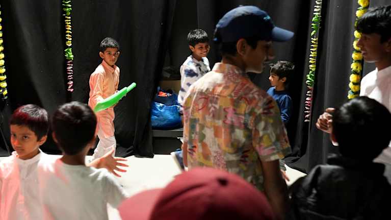 Hindujen Diwali-festivaalia Espoossa.