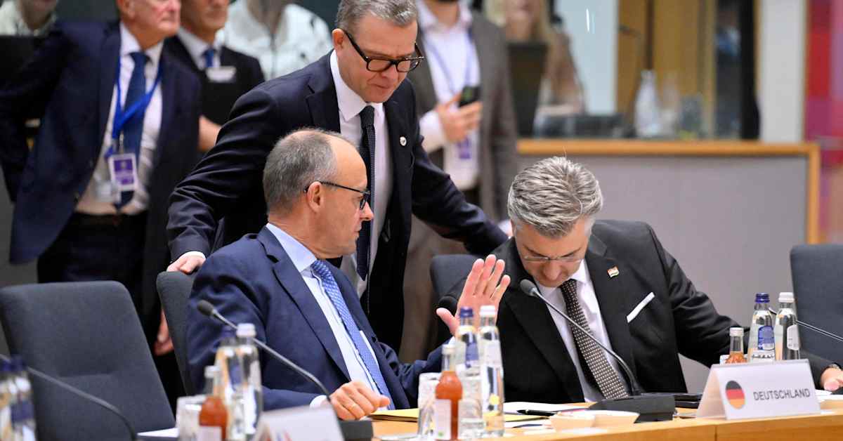 DR: EU-maat hyväksyivät yhteisen asevarustelusuunnitelman - Yle