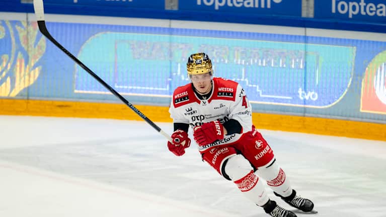 Jonne Tammela lähikuvassa.