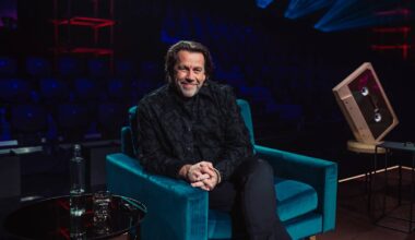 Elämäni Biisin juonsi poikkeuksellisesti Mikko Kuustonen – ja nähtiinpä lähetyksessä toinenkin yllätysesiintyjä!