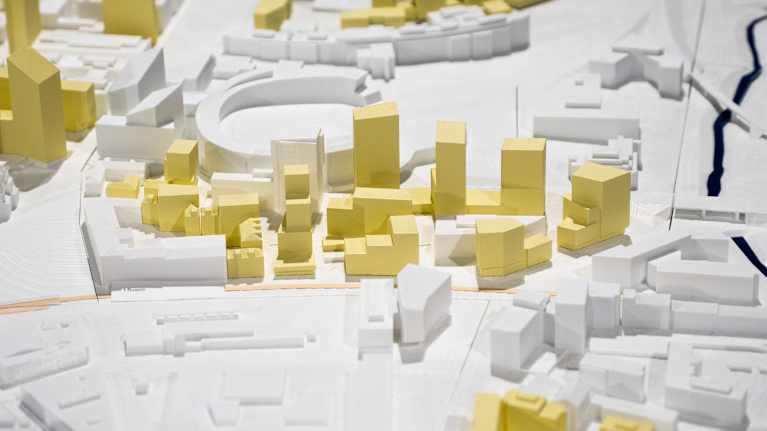 Pienoismalli kaupungista.