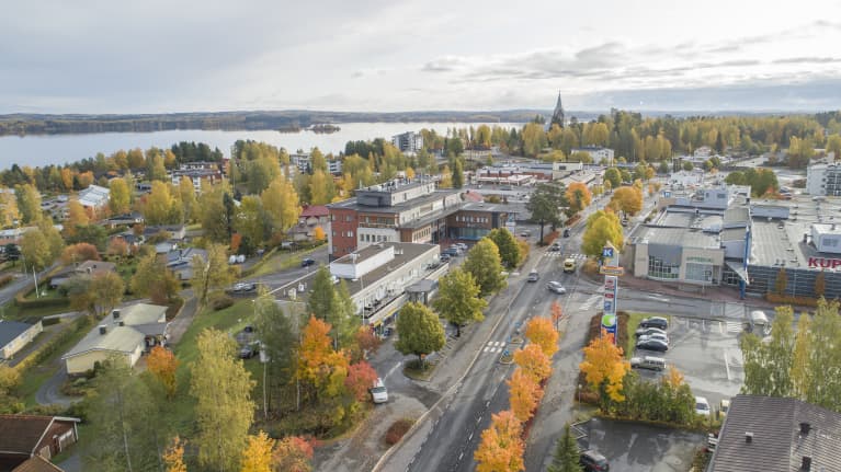 Ilmakuva syksyisestä Kiteen keskustasta.