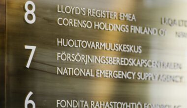 Maskikauppojen takia potkut saaneelle virkamiehelle 200 000 euron korvaukset | Aamukooste