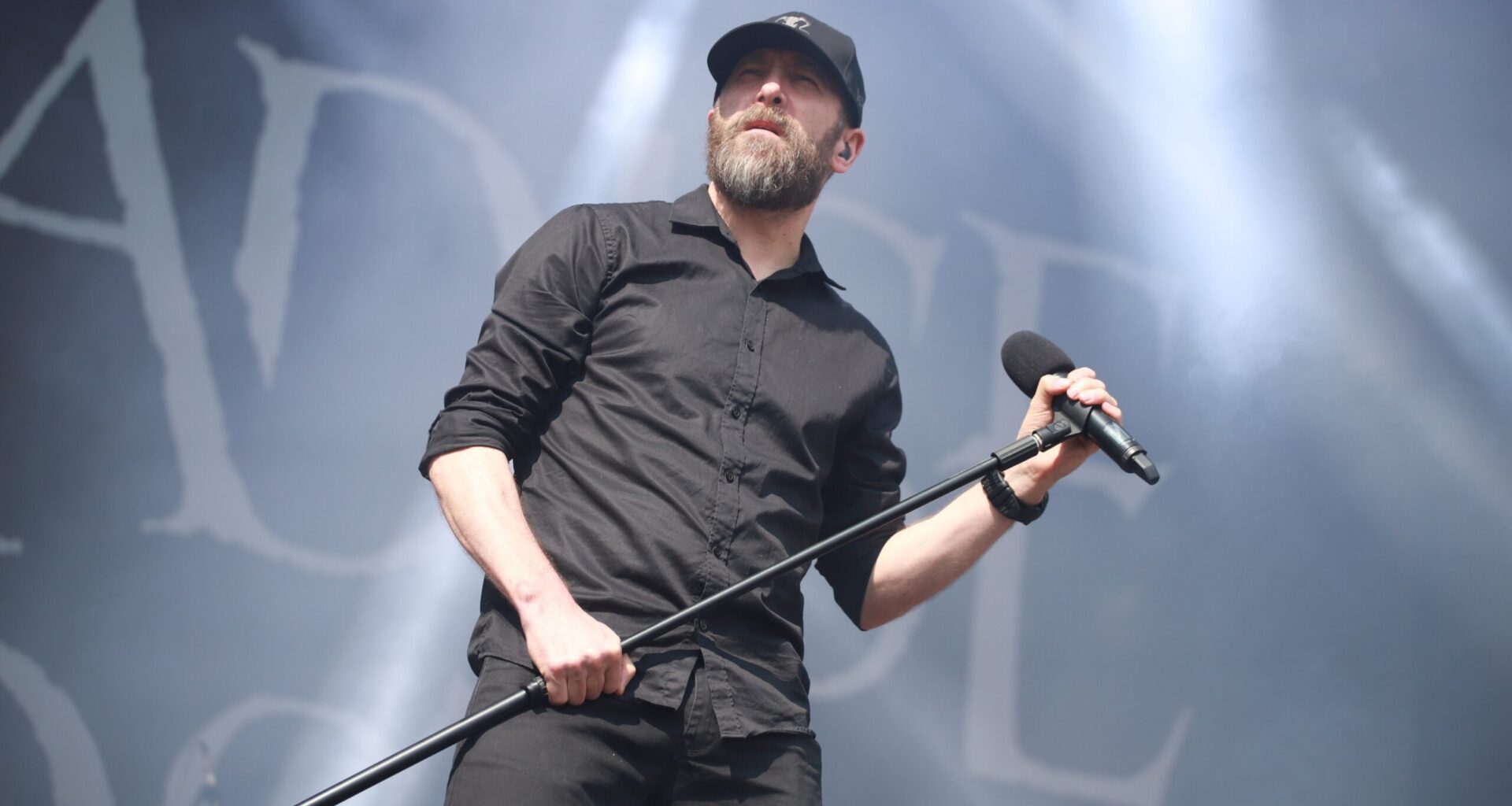 "Oksentelin taukoamatta" - Paradise Lost -solistille palautuu yhteiskiertueesta Ozzyn kanssa mieleen vähemmän mukavia muistoja