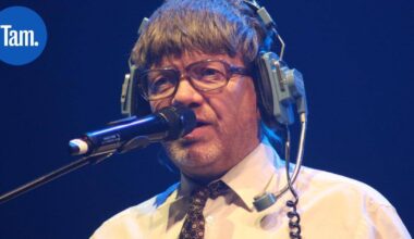 Kummeli-rekvisiittaa pian vuokrattavissa? – Yle antamassa pukunsa ja peruukkinsa hoitoon muualle - Tamperelainen