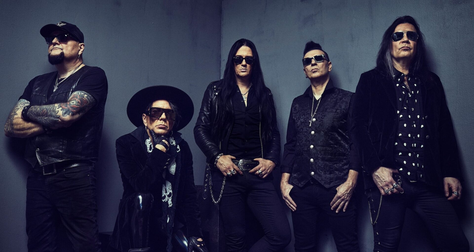 The 69 Eyes päivitti vanhan hittinsä, mukana biisin syntyä inspiroinut kitaristi - "Tuntuu, että ympyrä sulkeutuu"