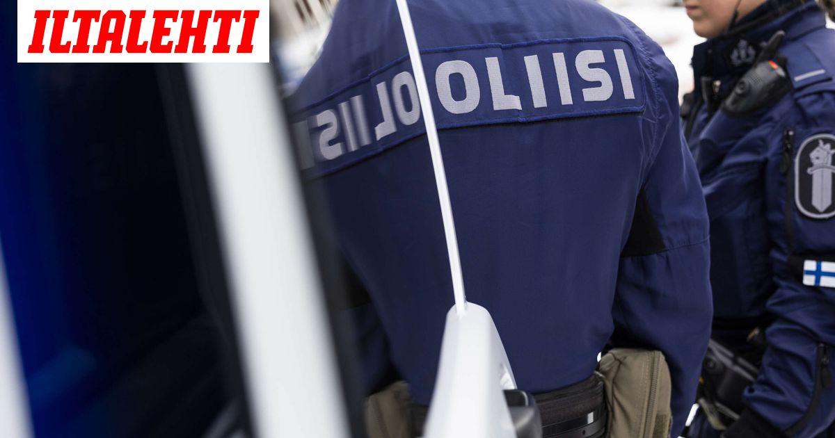 Neljä nuorta pahoinpiteli aikuisen Espoossa