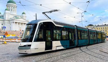 "Valttikorttina kilpailijan tunarointi" - tutkija ruotii raitiovaunujen hankinnan