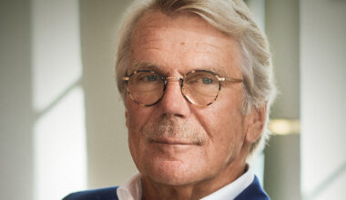 Investointipankkiirista linjajohtajaksi, nurkkahuoneen isännäksi – arviossa Björn Wahlroosin 2000-luvun alun muistelmateos