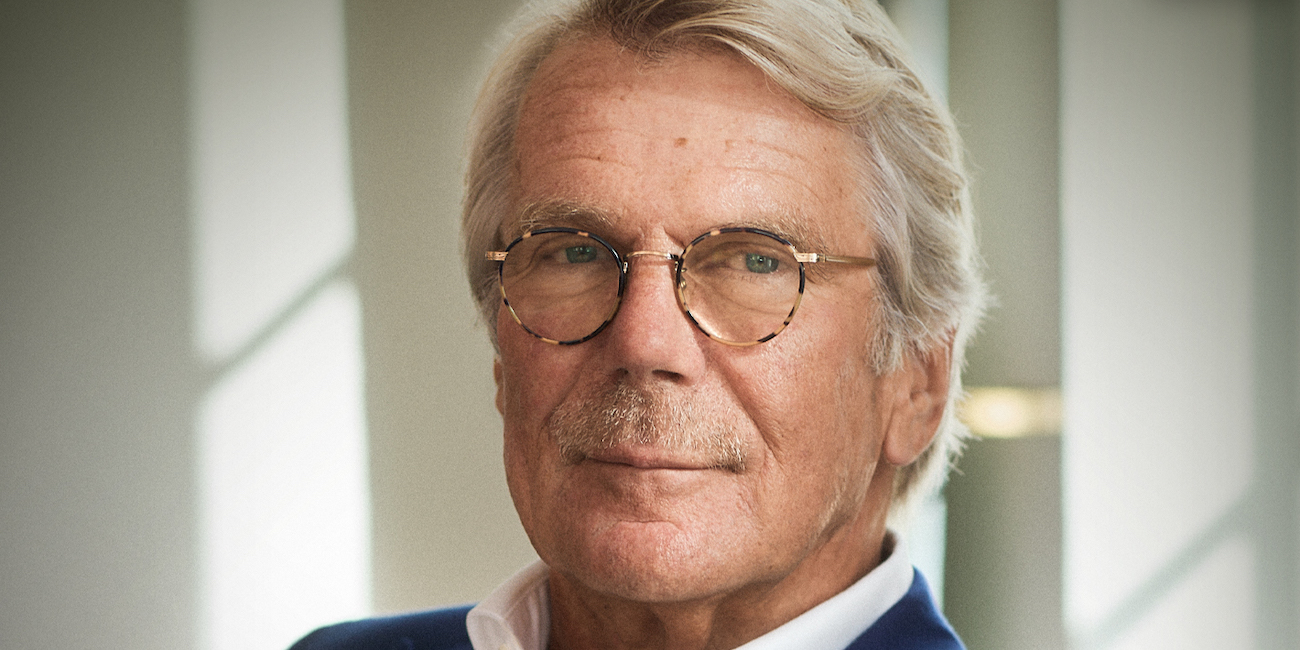 Investointipankkiirista linjajohtajaksi, nurkkahuoneen isännäksi – arviossa Björn Wahlroosin 2000-luvun alun muistelmateos