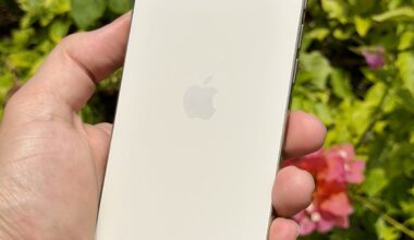 Ohuesta rungostaan huolimatta iPhone Air on osoittautunut erittäin kestäväksi.