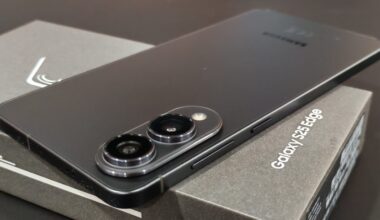 Ohut Samsung Galaxy S25 Edge ei ole lunastanut odotuksia.