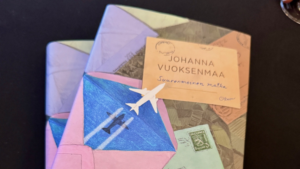 Suurenmoinen matka – suurenmoinen kirja viihdyttää, ja havahduttaa sokeista pisteistämme