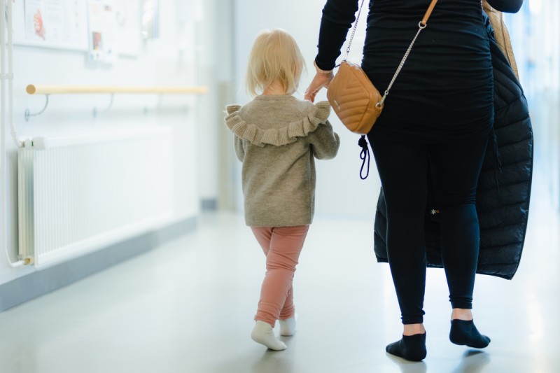 Pikkulapset sairastavat influenssaa enemmän kuin muut ikäryhmät – influenssarokote suojaa lasta tehokkaasti