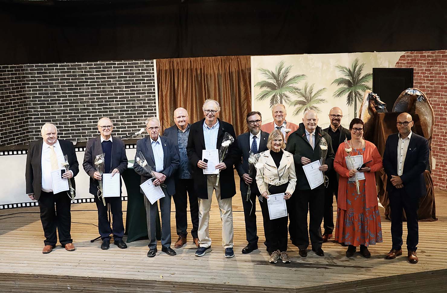 Länsi-Uudenmaan vesi ja ympäristö ry täytti 50 vuotta – ansioituneita vesiensuojelijoita palkittiin 