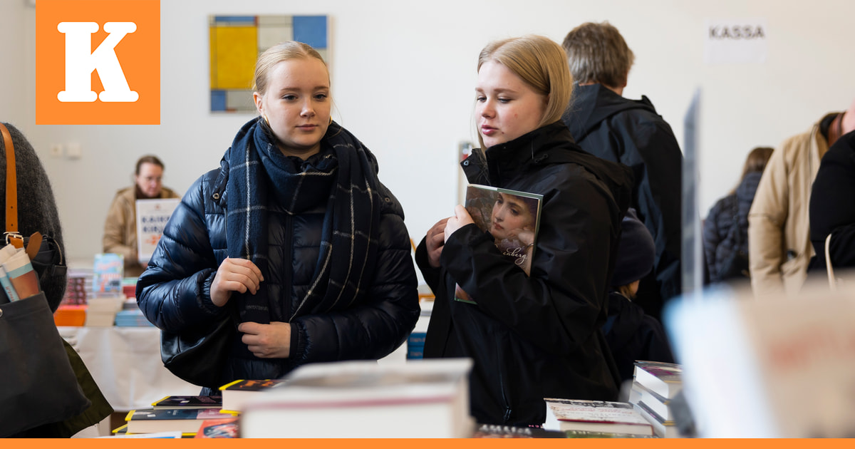 Tuleva dekkaristi tuli messuille fiilistelemään, nuoret hakivat luettavaa – Oulun kirjamessujen dekkari-iltapäivä kiinnosti, mutta enemmänkin väkeä olisi mahtunut