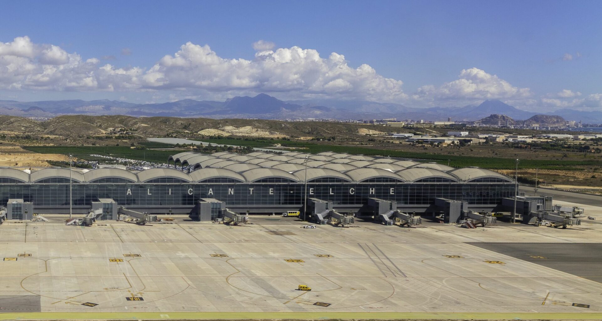 Drooniepäily Espanjassa, lentoasema suljettiin | Verkkouutiset