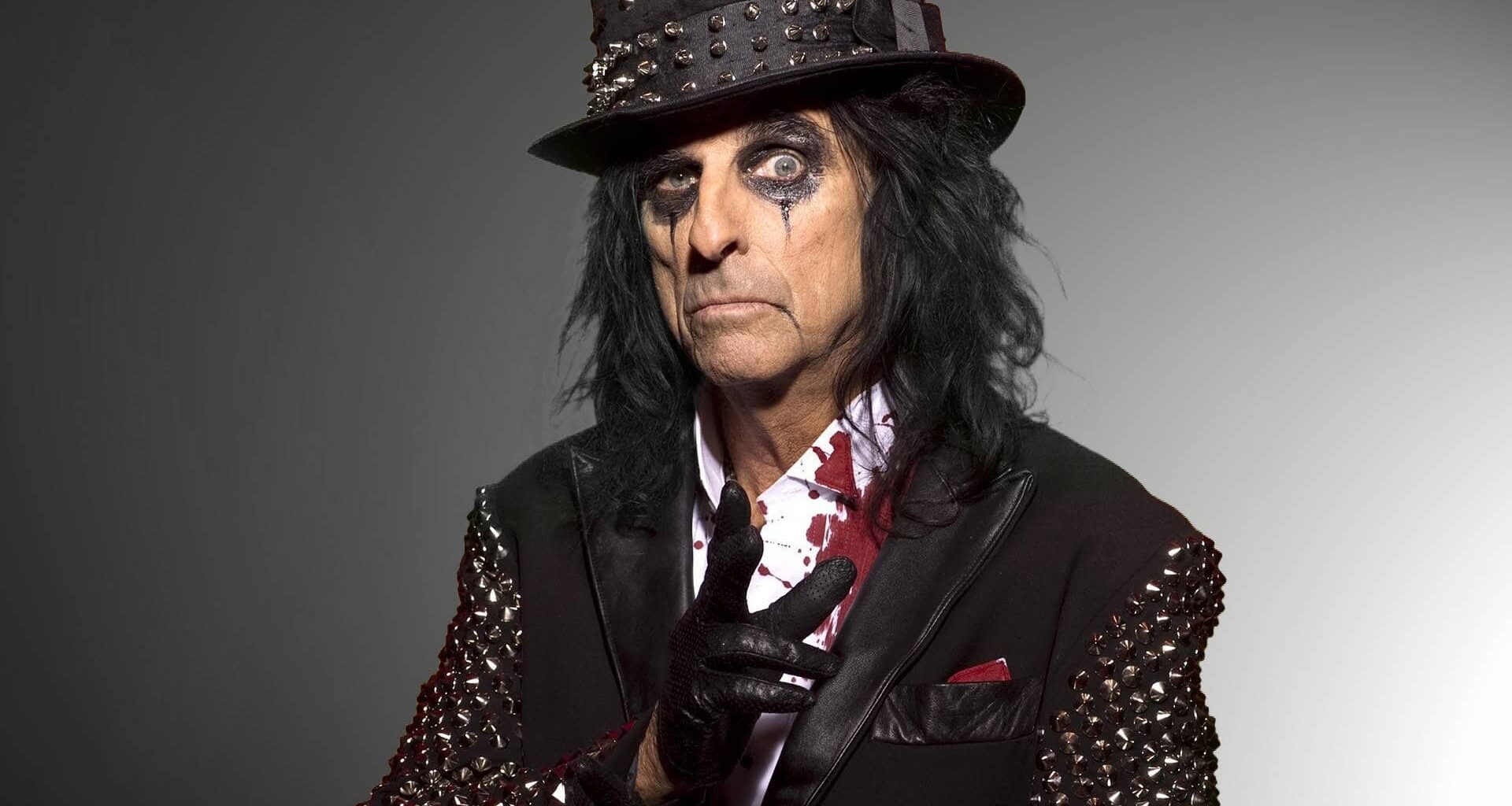 "Ikävintä rock'n'rollissa on, että osa veljistämme on iässä, jossa he alkavat poistua täältä" - Alice Cooper suree Ace Frehleytä