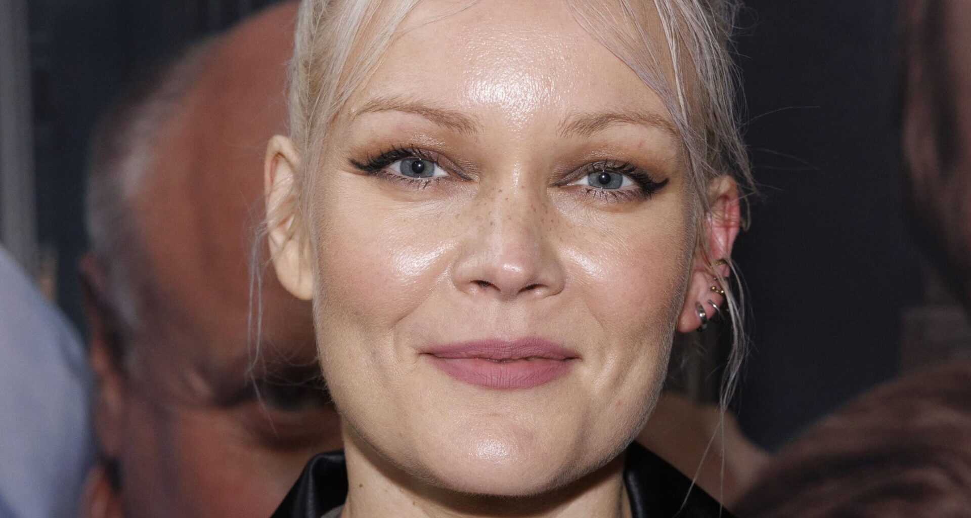 Anna Puu julkaisi kuvan 15-vuotiaasta tyttärestään