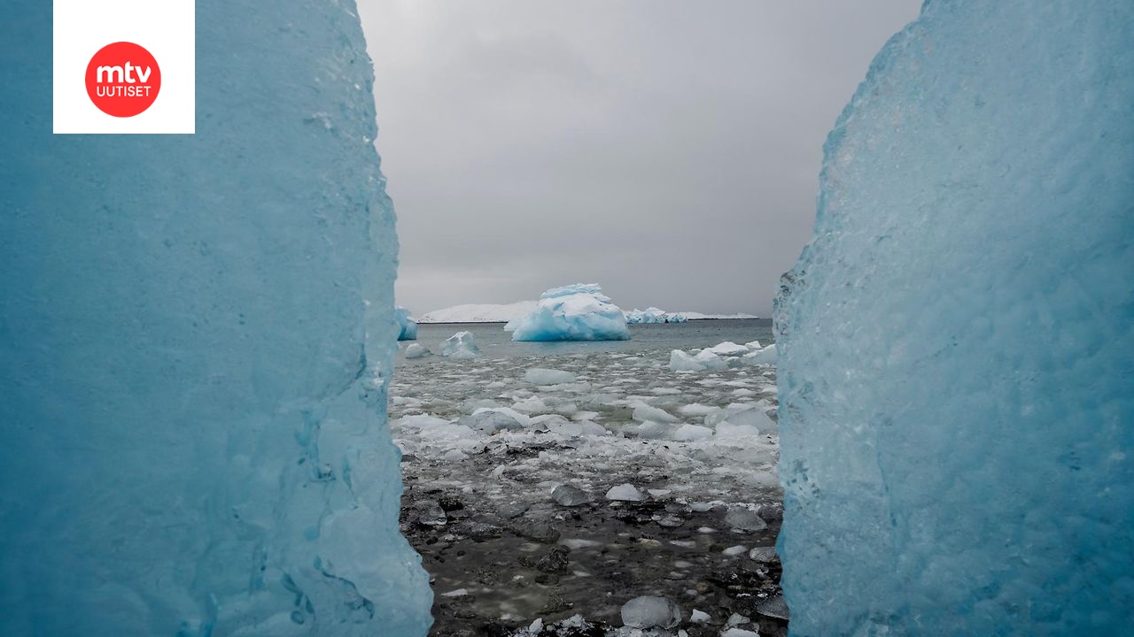 Vesi voi molekyylirakenteensa ansiosta muuttua kiinteäksi hyvinkin erilaisissa tilanteissa.
