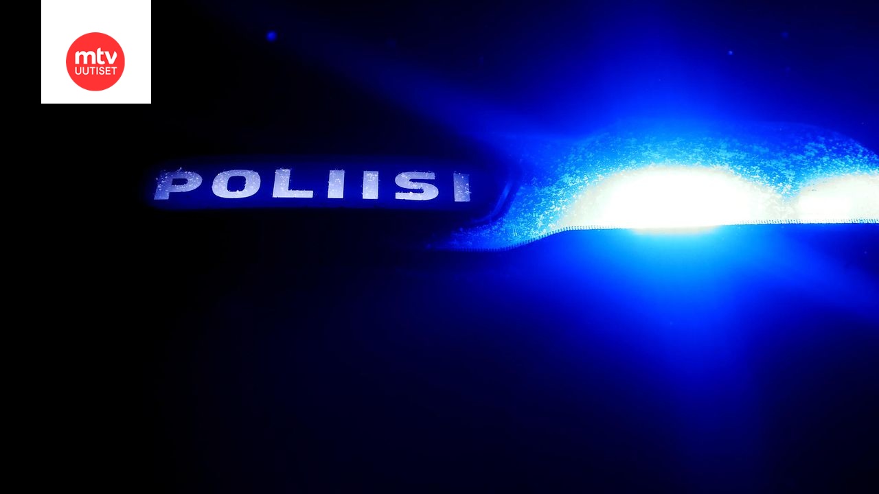 Traktori ja henkilöauto kolaroivat perjantaina Lapualla