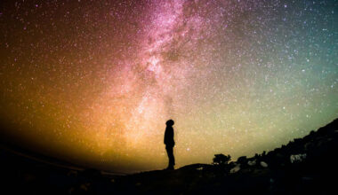 Tutkijat: Aurinkokunnassa ehkä uusi planeetta, joka mullistaa tähtitieteen