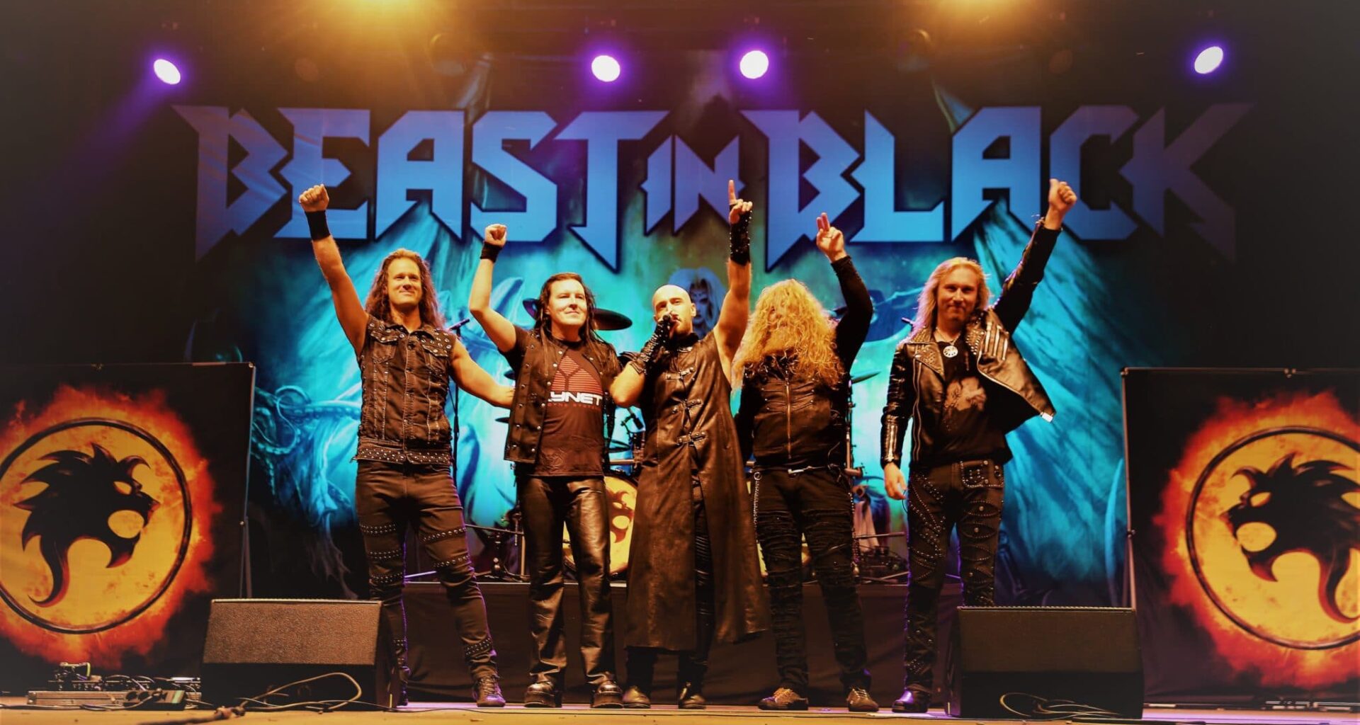 Beast in Black ja Helloween näyttävät tulevan hyvin juttuun – suomalaiset nähdään lämppäreinä myös jenkkirundilla