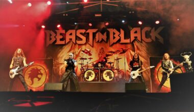 Beast in Black tiedottaa olevansa yhtä jäsentä köyhempi, Helloween-kiertue jatkuu nelimiehisenä