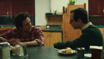 Arvio: Springsteenin terapia-albumi Nebraska oli aiheuttaa levymoguleille hermoromahduksen