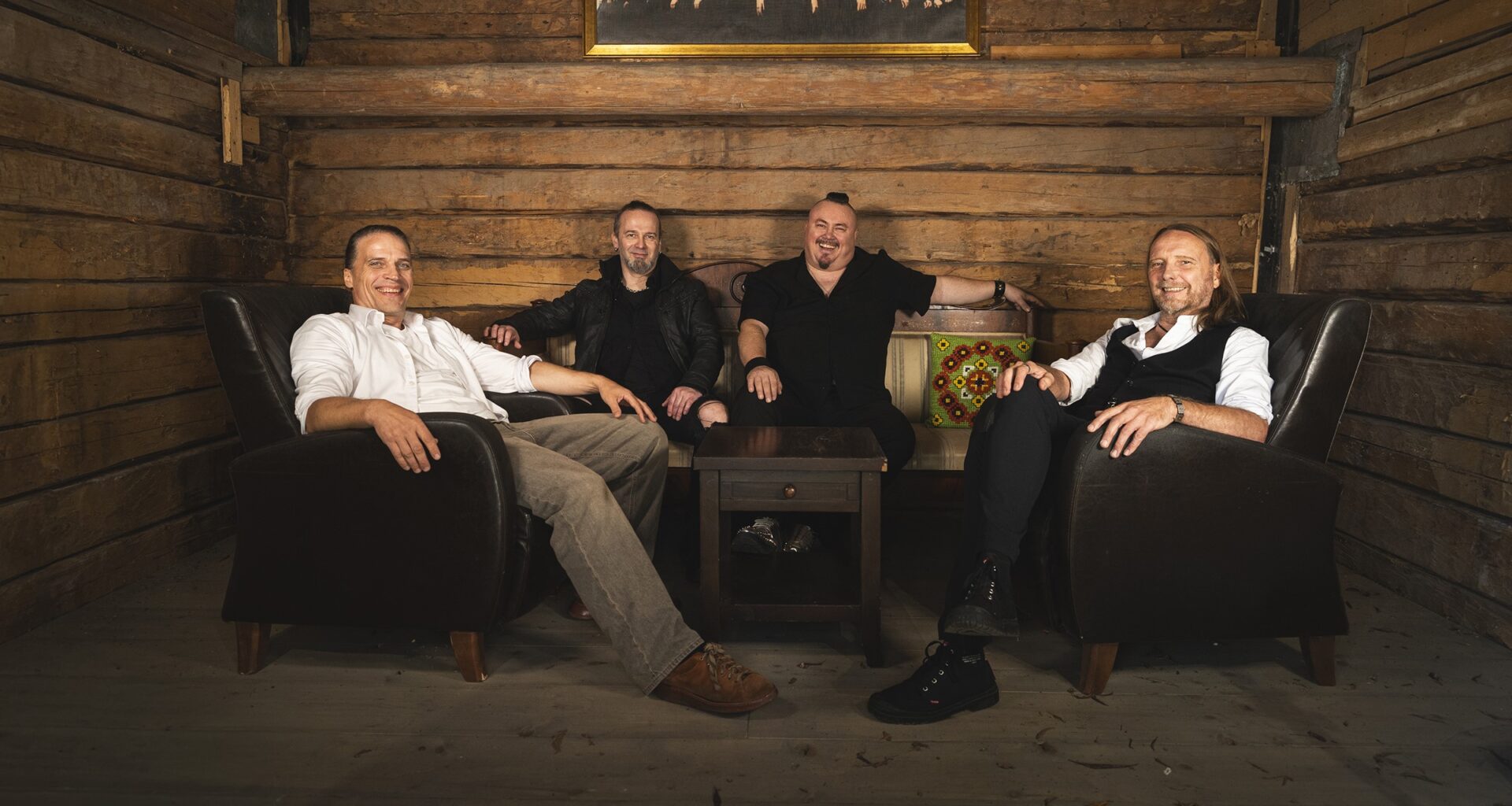 Murheellisten laulujen maalla on myös valoisampi puoli, muistuttavat Elonkerjuu ja rap-artisti Kullervo