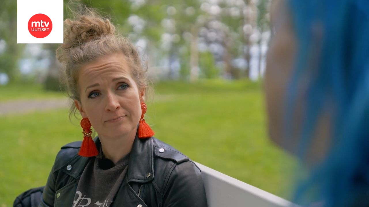 Ensitreffit-Elisa tivaa puolisoltaan: "Miksi et lukenut sitä manuaalia?"