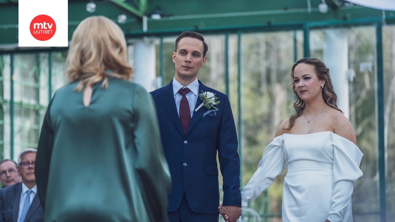 Ensitreffeillä-vodcast: Artun kritiikki Julian ulkonäöstä pöyristyttää